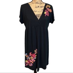 Caite Athleta Black Embroidery Floral Dress Size Small
